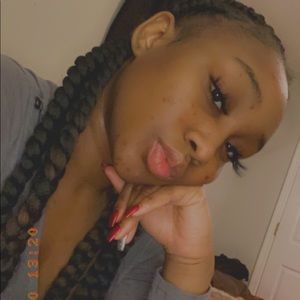 Meet your Posher, Kiara